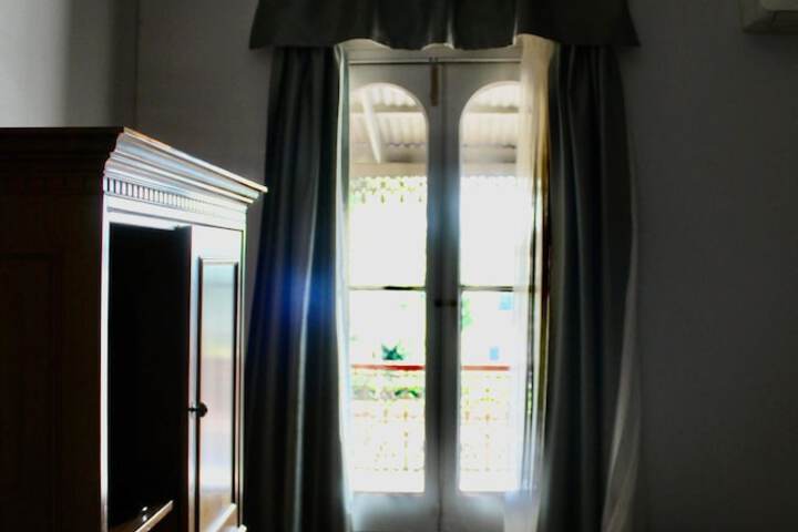 Room 17 of 30