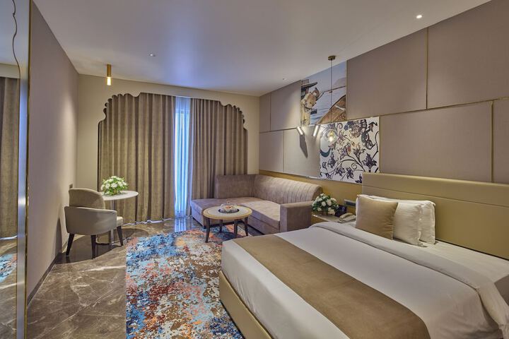 Room 25 of 126