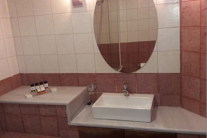 Room 45 of 91