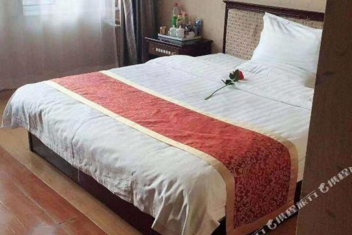 Jingyuan Collection Hotel (Fengzhou Road Wanda Plaza)