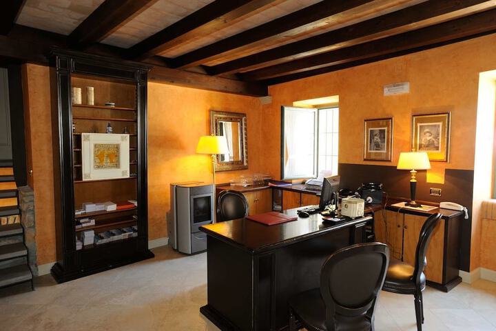Hotel Interior 4 of 177