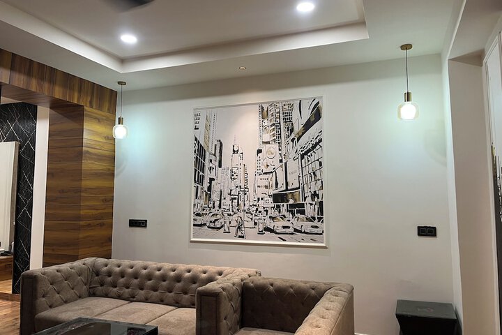 Room 14 of 31
