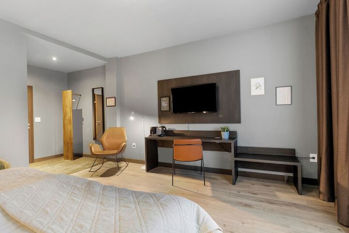 Room 29 of 60