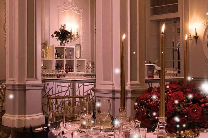 Ballroom/Hall 83 of 96