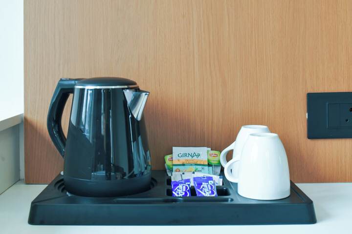 Breakfast/Coffee Service 23 of 33