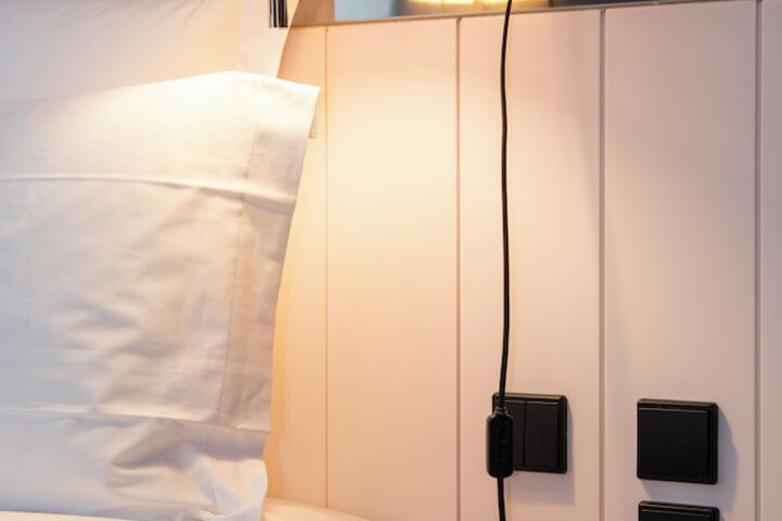Room 15 of 192
