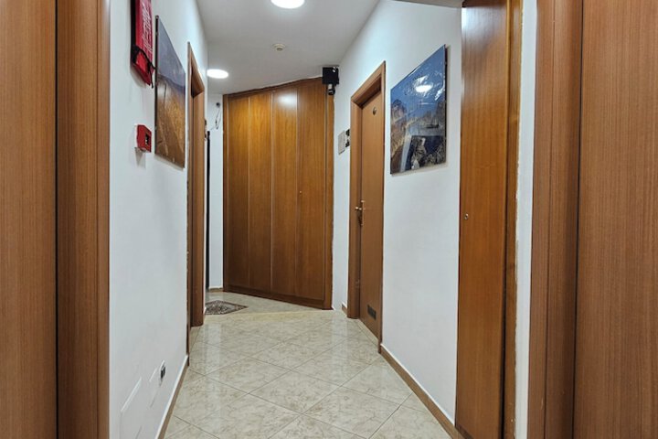 Ballroom/Hall 41 of 49