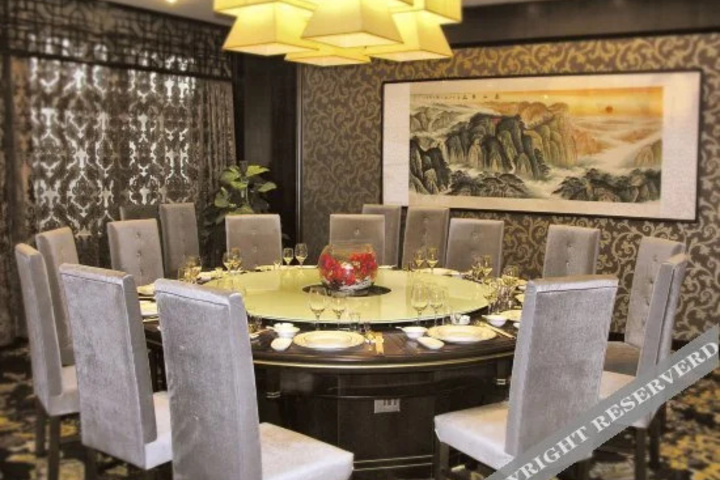 Dining 7 of 7