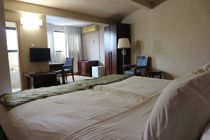 Room 11 of 54
