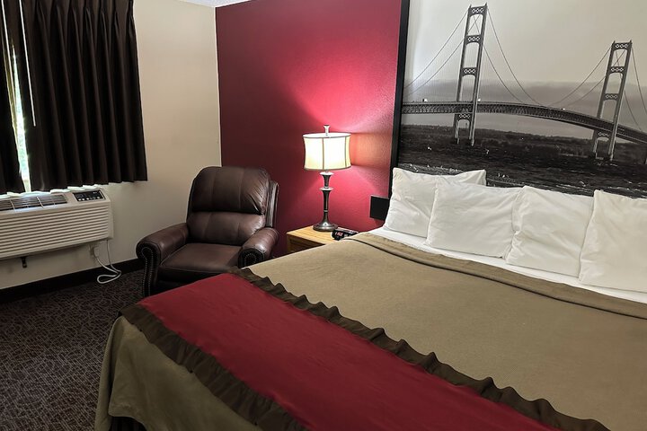 1 King Bed Mobility Accessible (6 of 14)