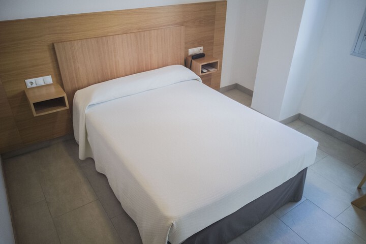 Room 8 of 45