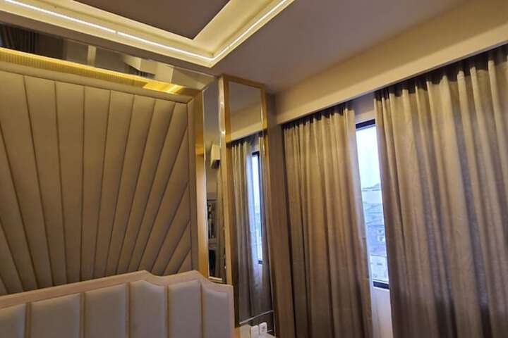 Room 13 of 40