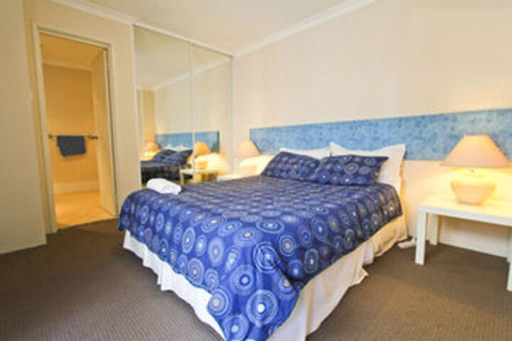 Room 54 of 94