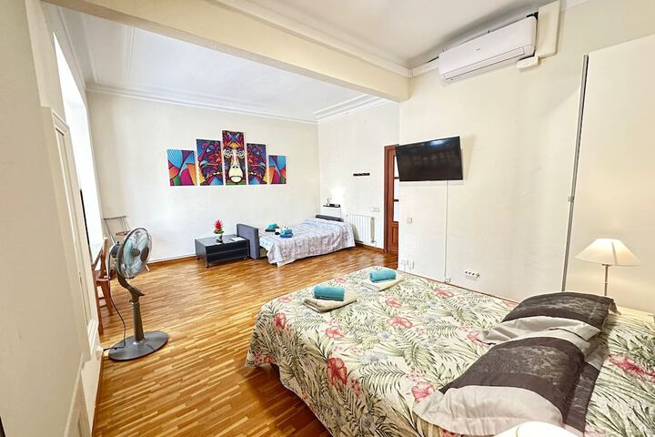 Room 2 of 24