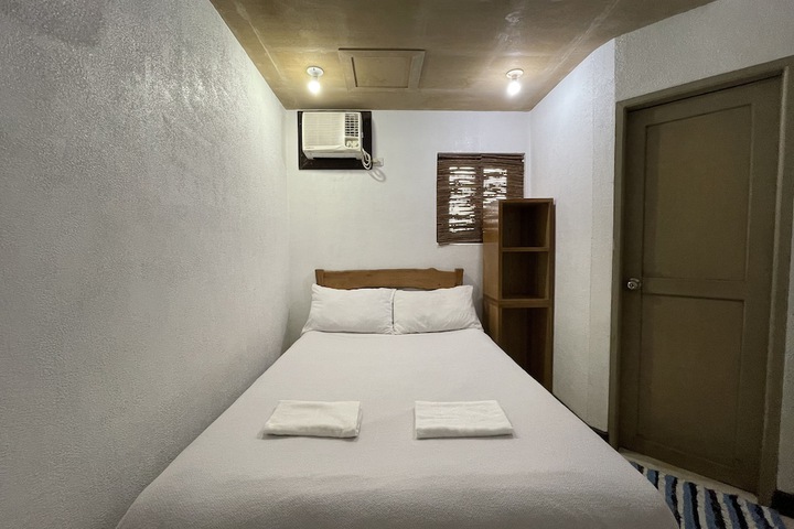 Room 26 of 59