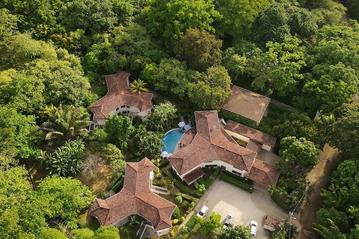 The Hideaway Hotel