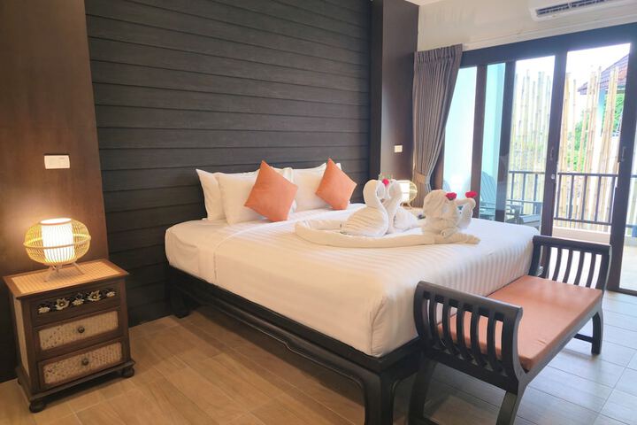 Room 4 of 110