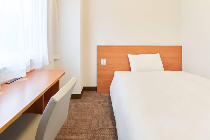 Room 7 of 26