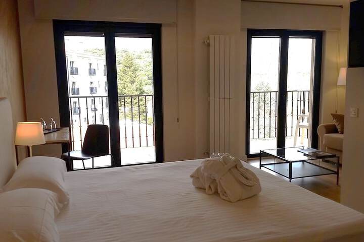 Room 16 of 47