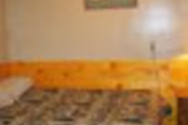 Room 50 of 462
