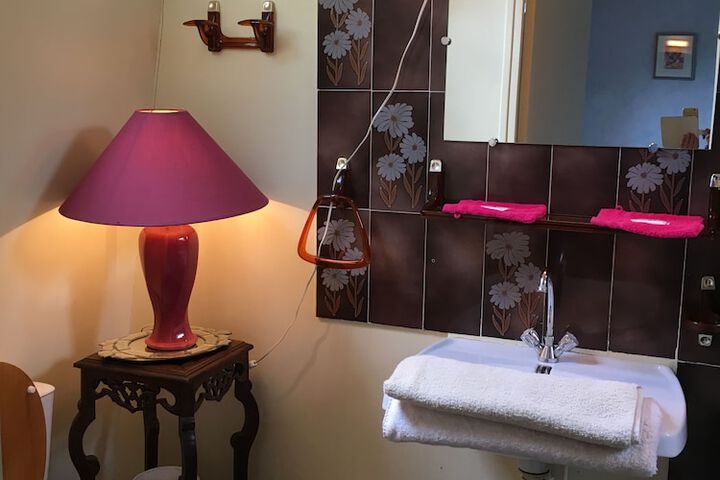 Room 25 of 59