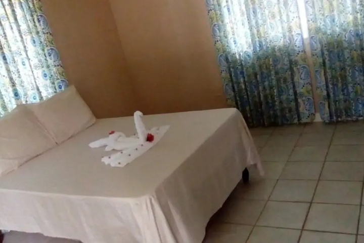 Room 3 of 18