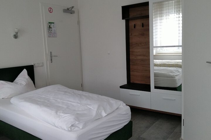 Room 19 of 56