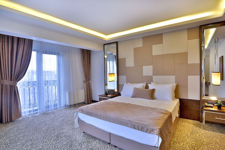Room 45 of 84