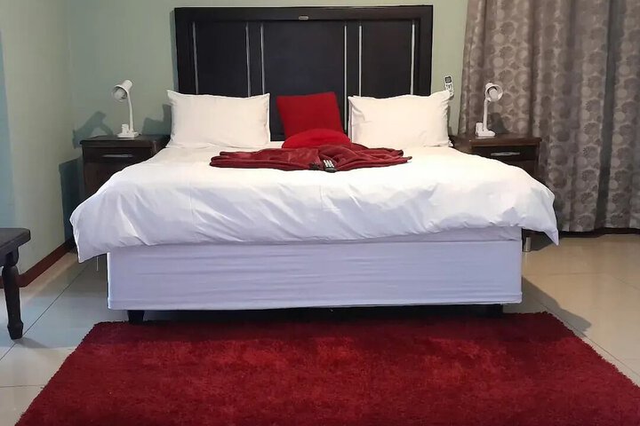 Room 10 of 23