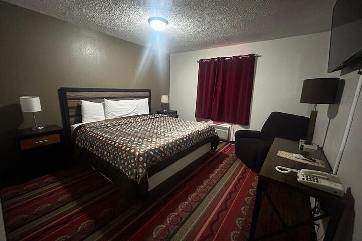 Room 13 of 51