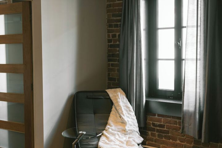 Room 61 of 93