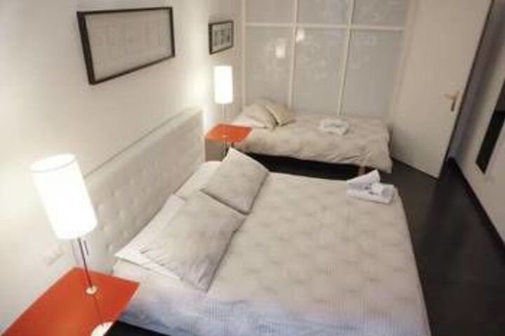 Room 15 of 24