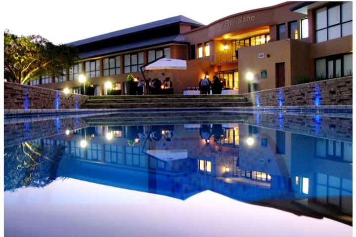 Pools & Facilities