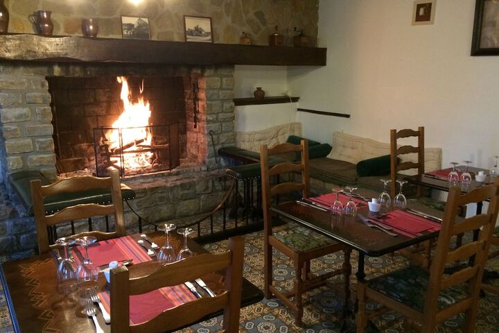 Dining Photos