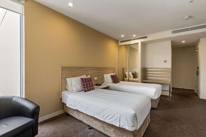 Room 19 of 44