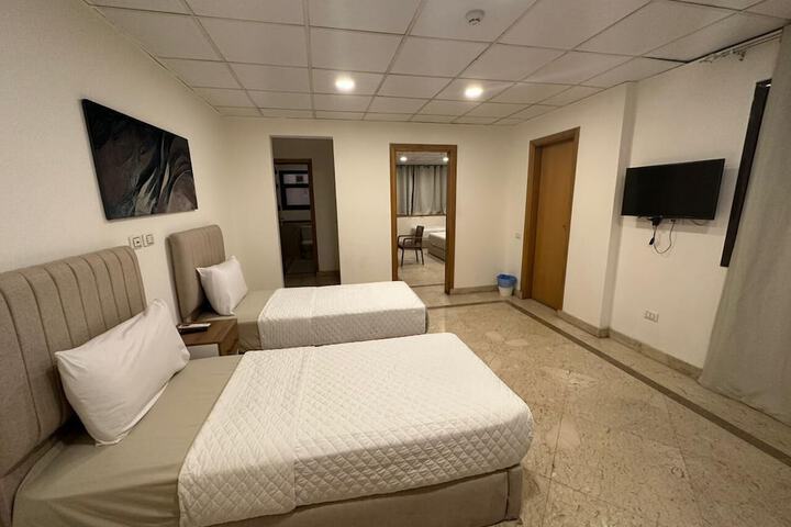 Room 26 of 46