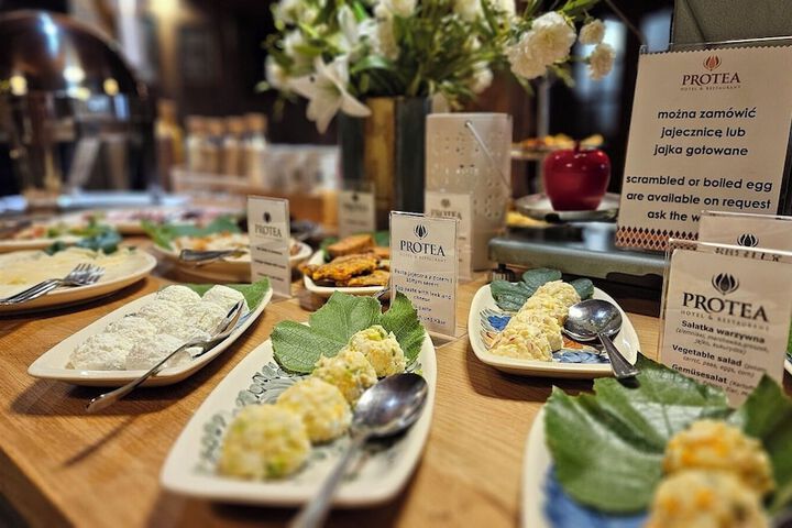 Dining 65 of 73