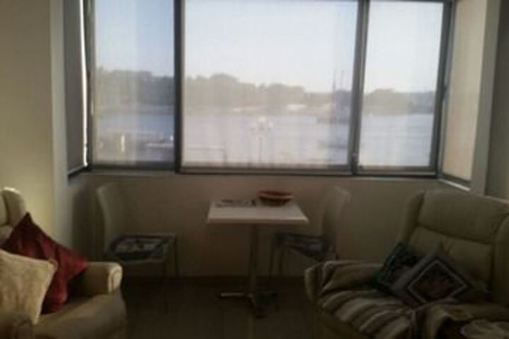 Room 8 of 18