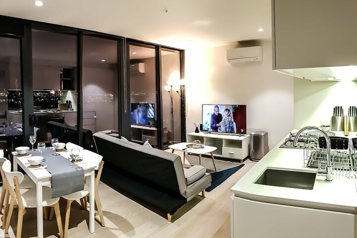 Room 12 of 23