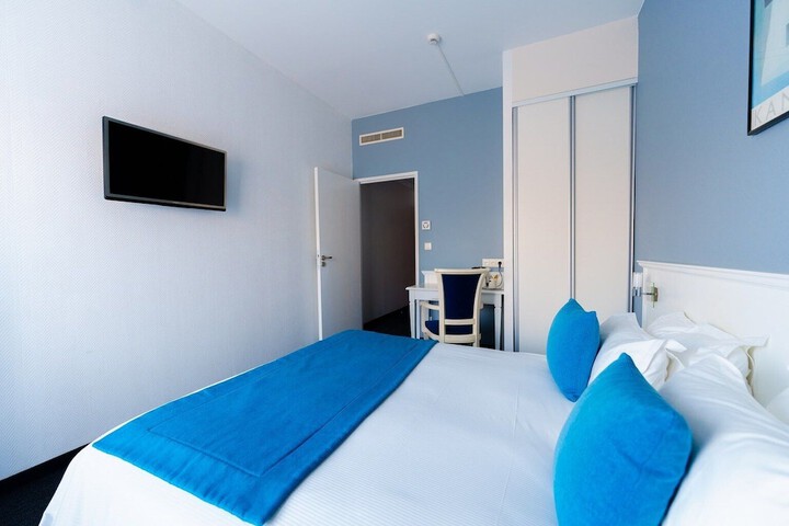 Room 16 of 81