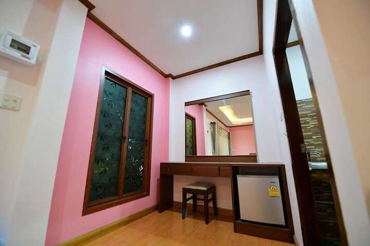 Room 17 of 23