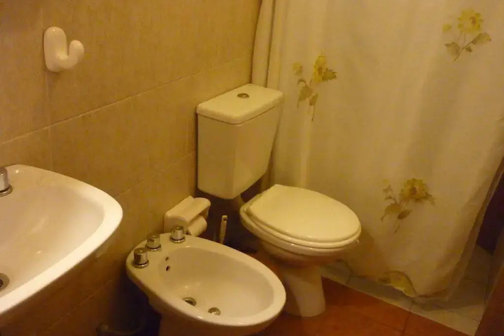 Room 7 of 20