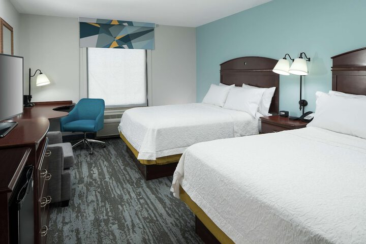 2 Queen Beds (4 of 14)