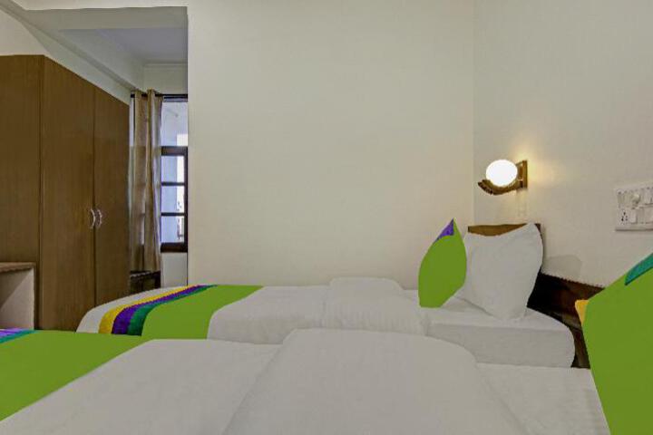 Room 67 of 73