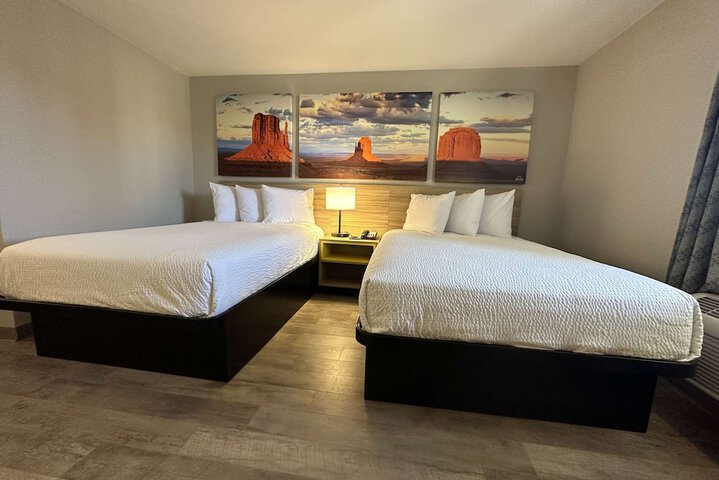 Room 15 of 28