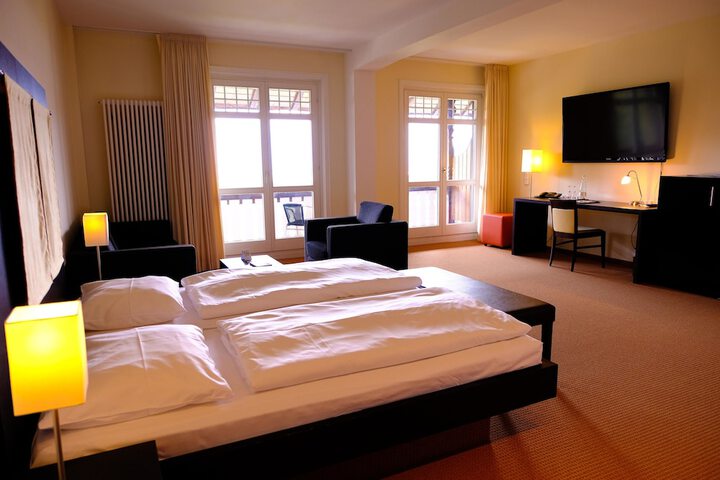 Room 28 of 116
