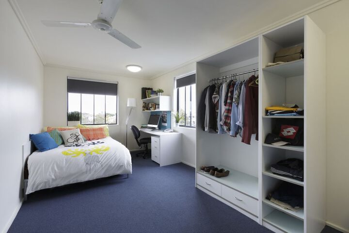 Room 5 of 35