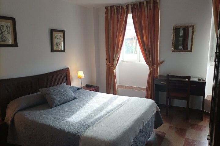 Room 4 of 41