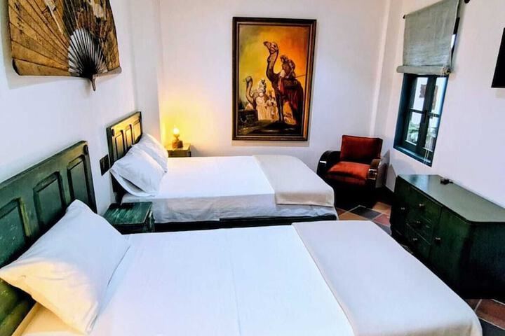 Room 2 of 42