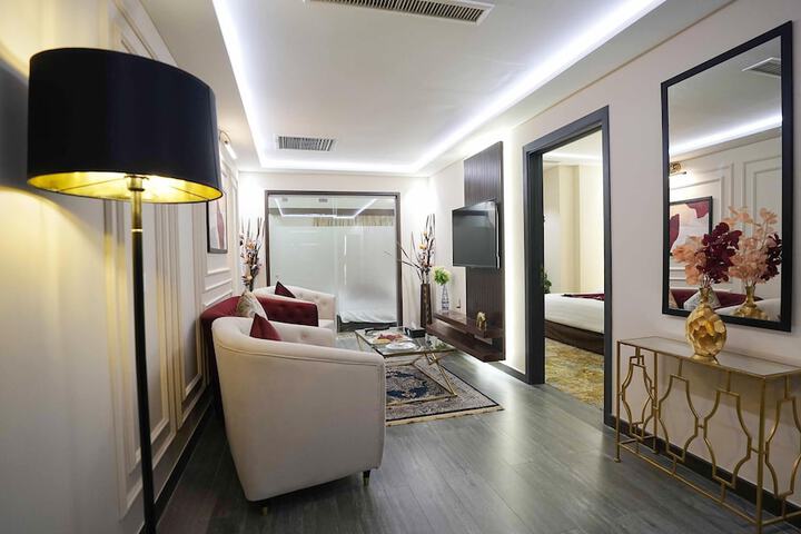 Room 21 of 46